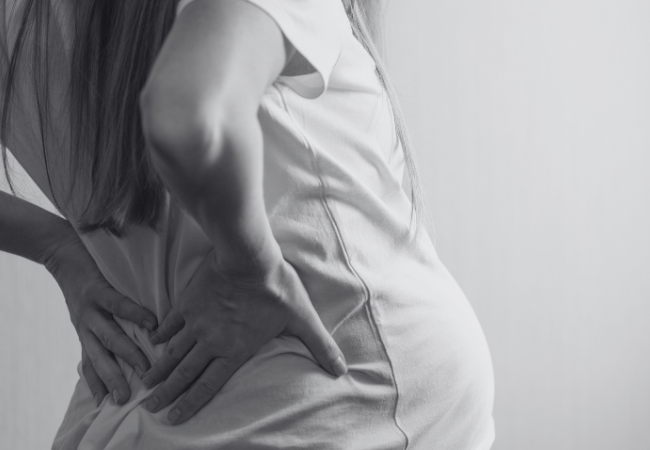 Rugpijn verhelpen tijdens de zwangerschap met pregnancy training bij BEYOND Amsterdam