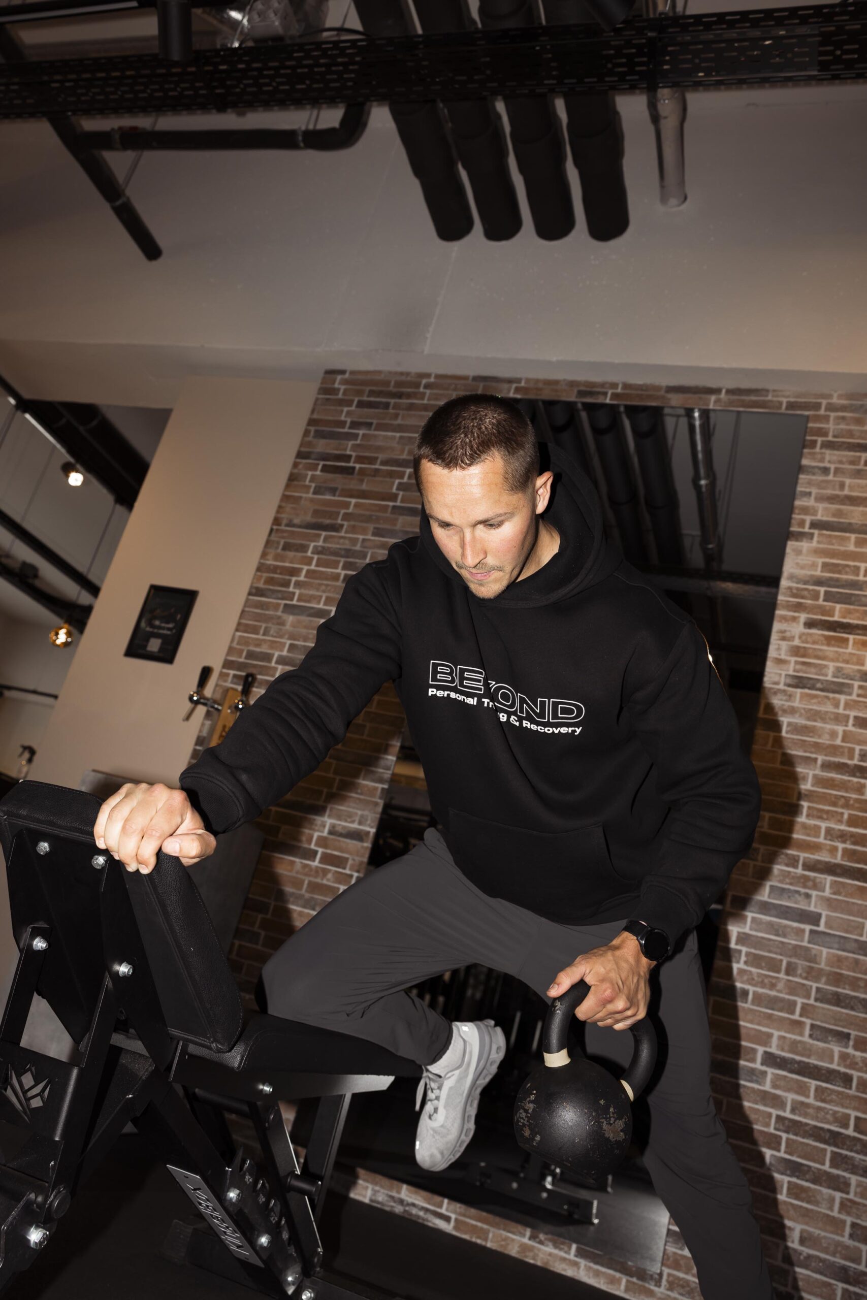 Zo verhelp je hoofdpijn voor of na het sporten